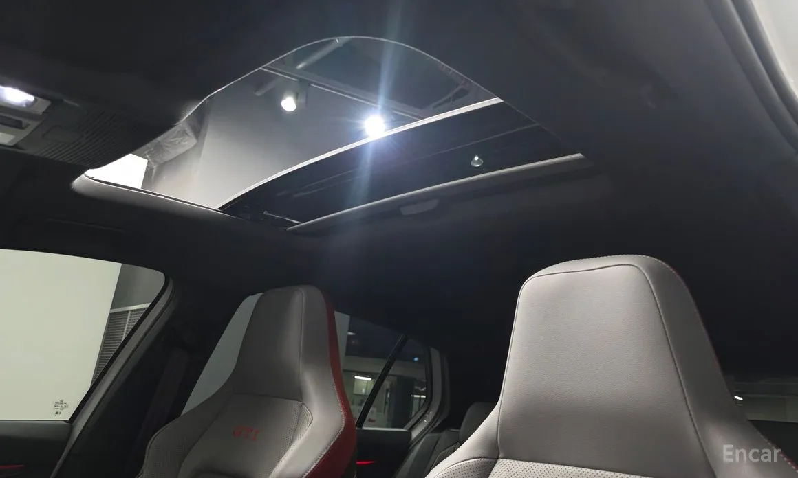 Volkswagen Golf 2022 2.0 GTI