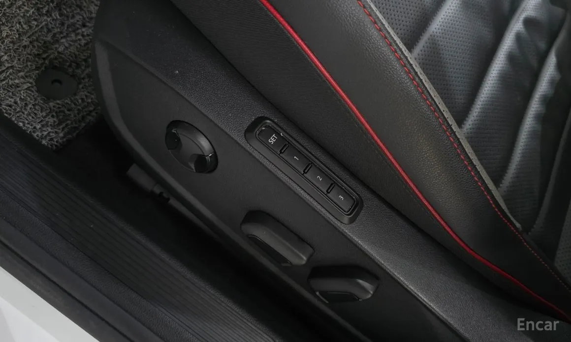 Volkswagen Golf 2022 2.0 GTI
