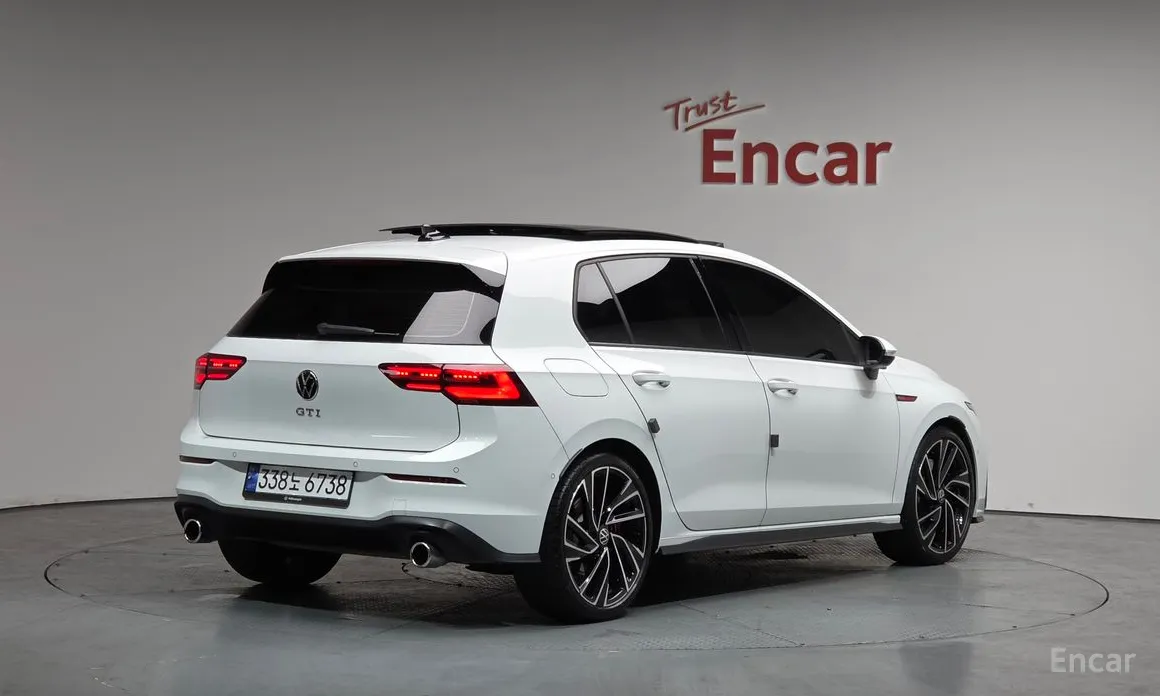 Volkswagen Golf 2022 2.0 GTI