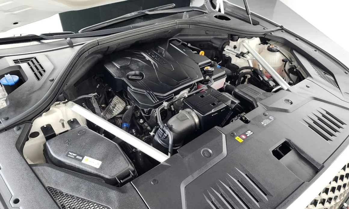 Photo 6 - Genesis GV70