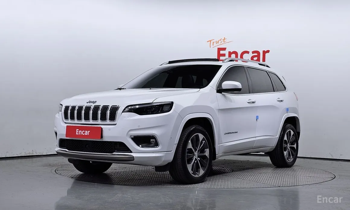 Фото 1 - Jeep Cherokee