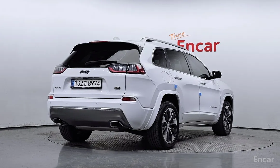 Фото 2 - Jeep Cherokee