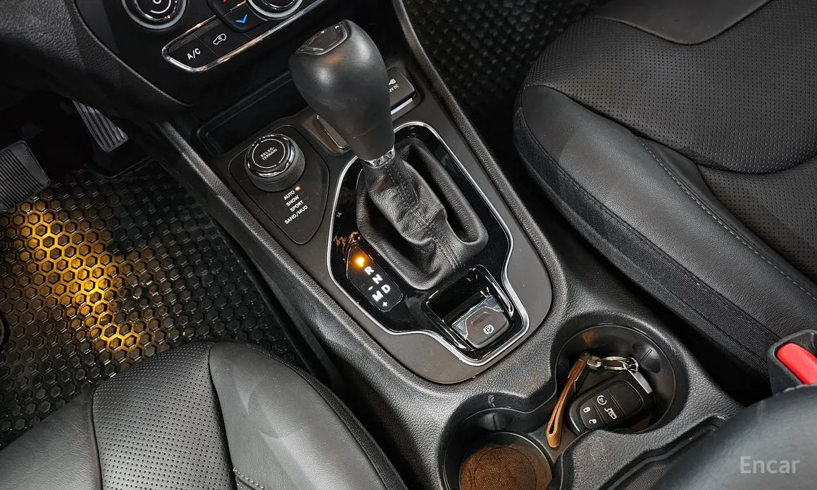 Фото 9 - Jeep Cherokee