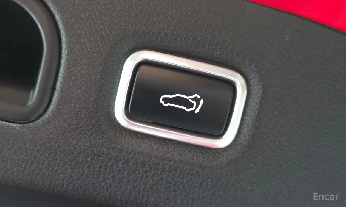 Фото 19 - Kia Stinger