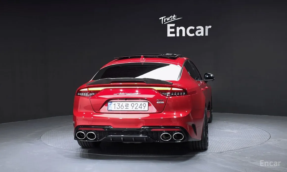 Фото 4 - Kia Stinger