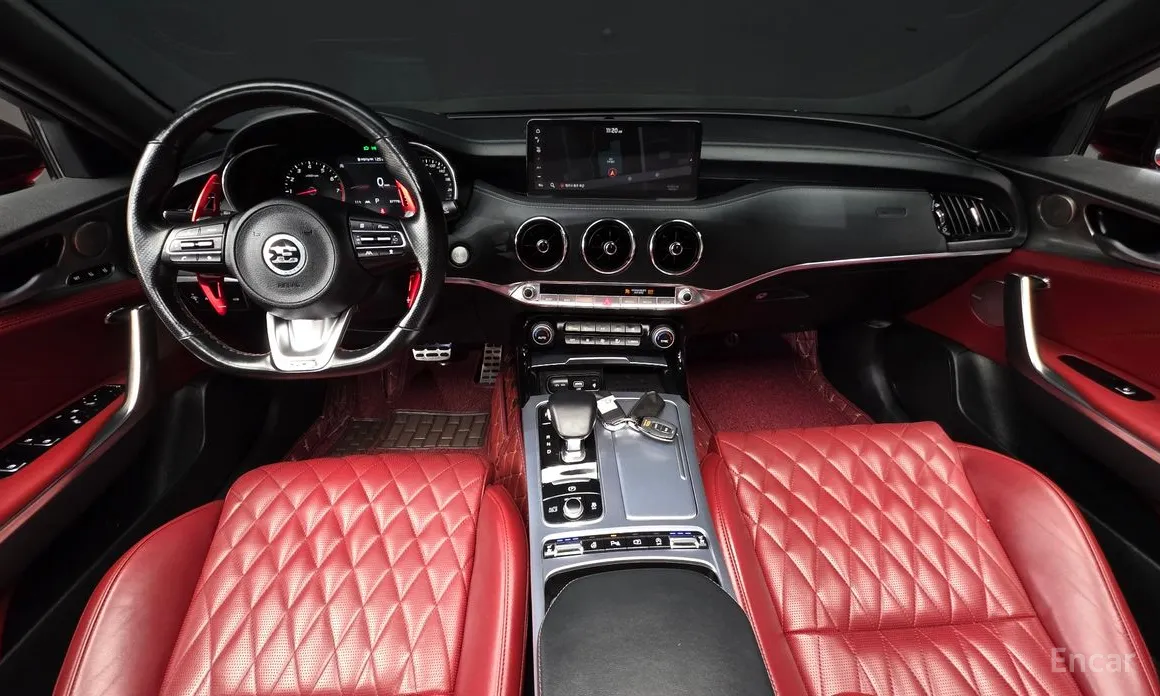 Фото 7 - Kia Stinger