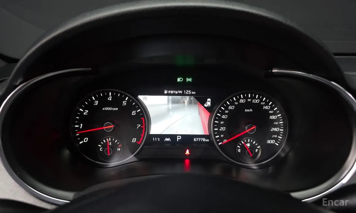 Фото 8 - Kia Stinger