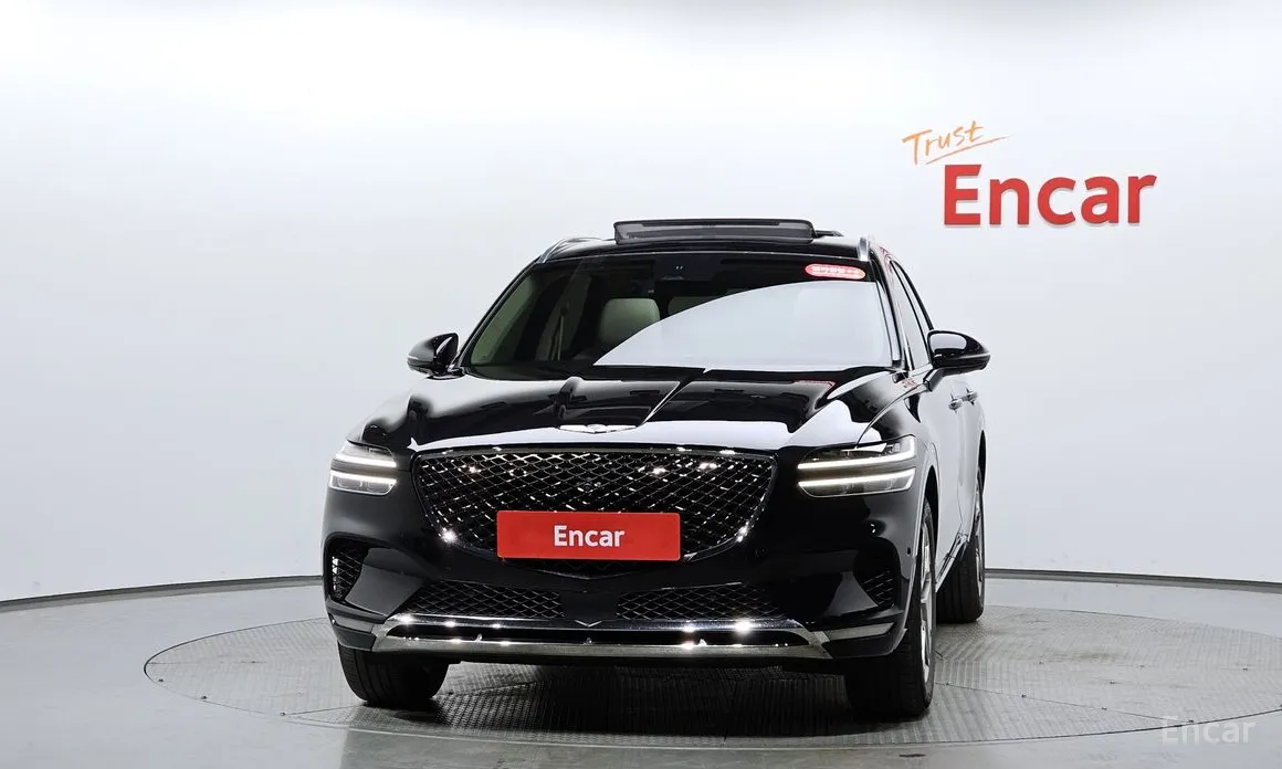 Photo 3 - Genesis GV70