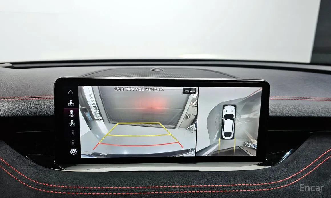 Фото 16 - Kia Stinger