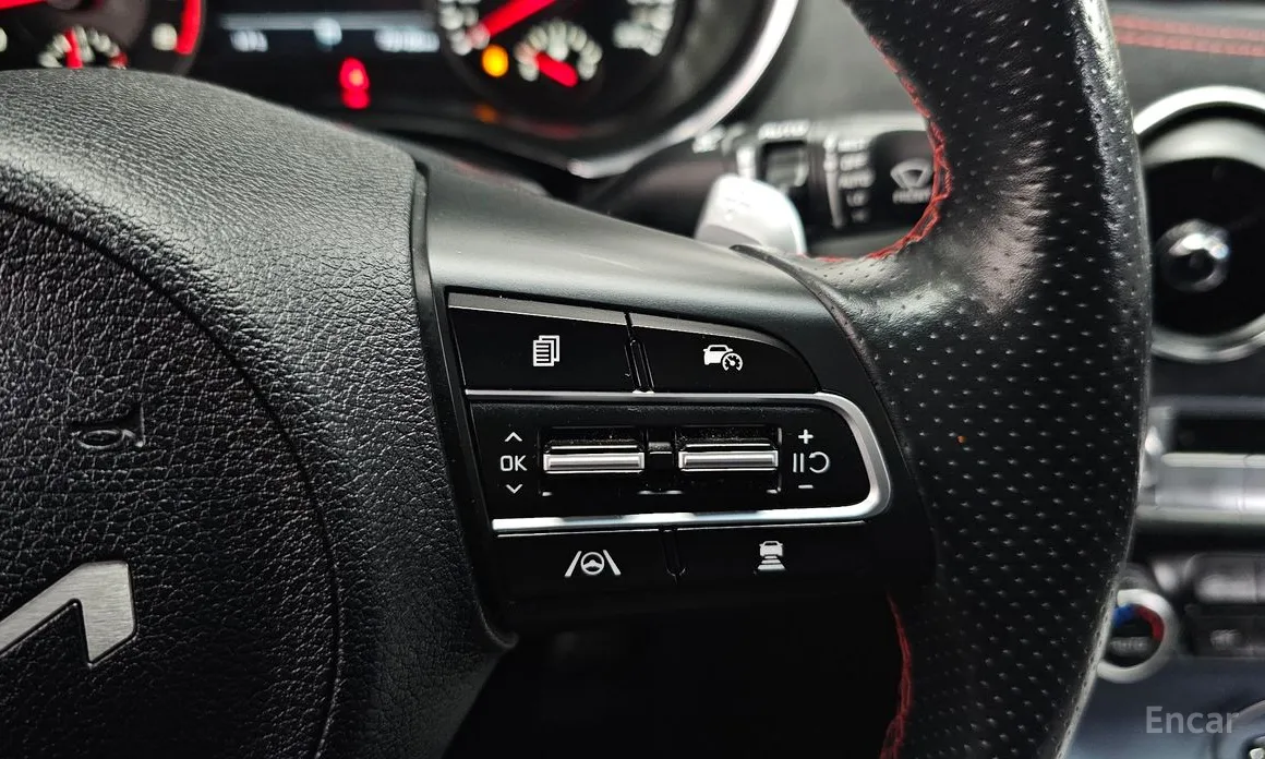 Фото 20 - Kia Stinger