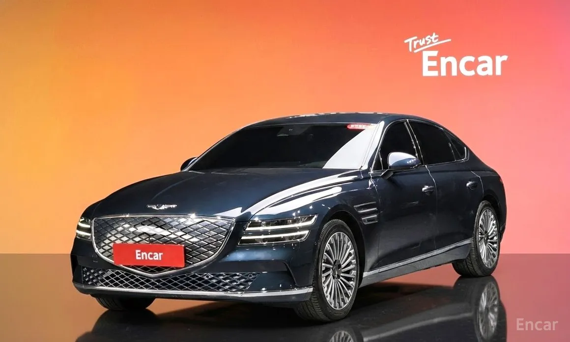 Фото 1 - Genesis G80