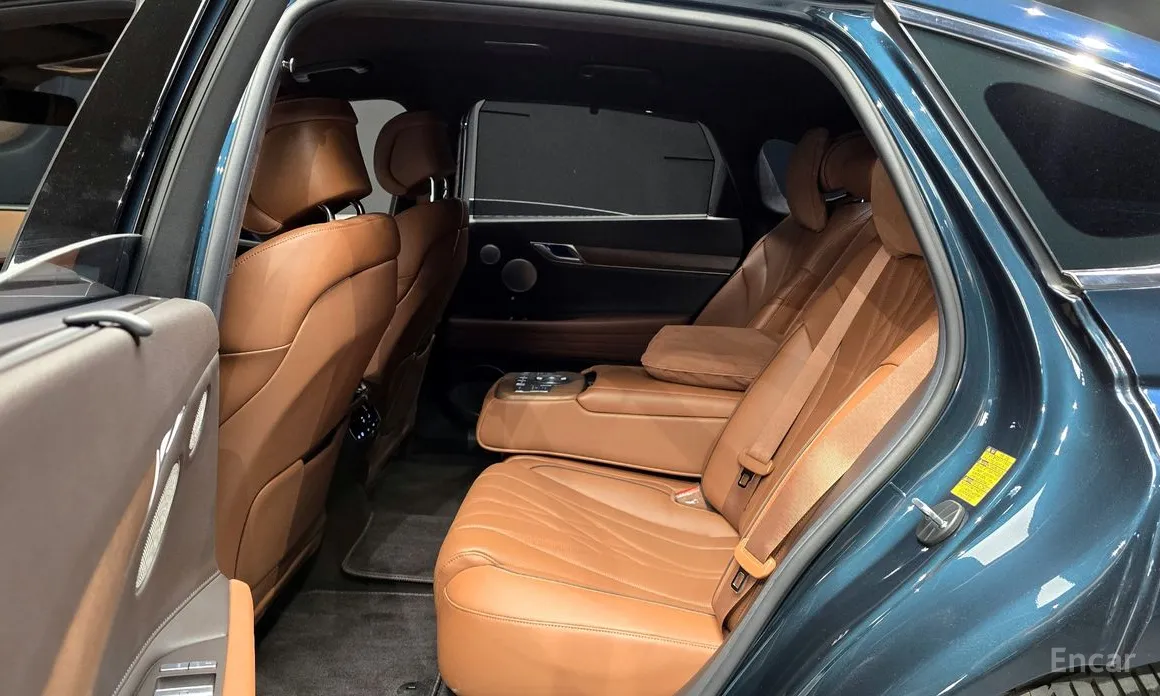 Фото 12 - Genesis G80