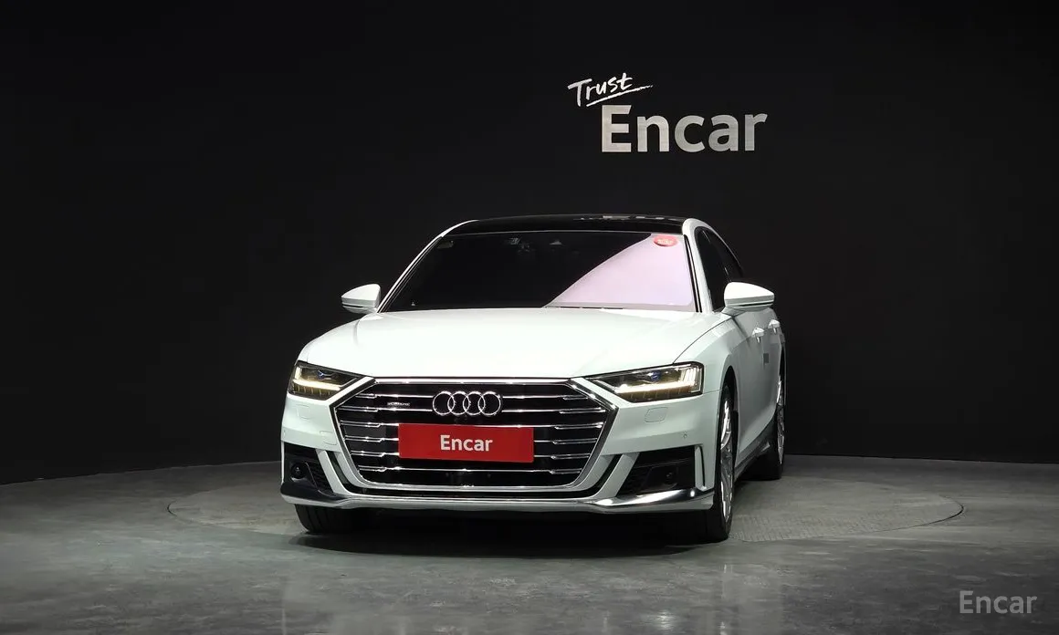 Фото 3 - Audi A8