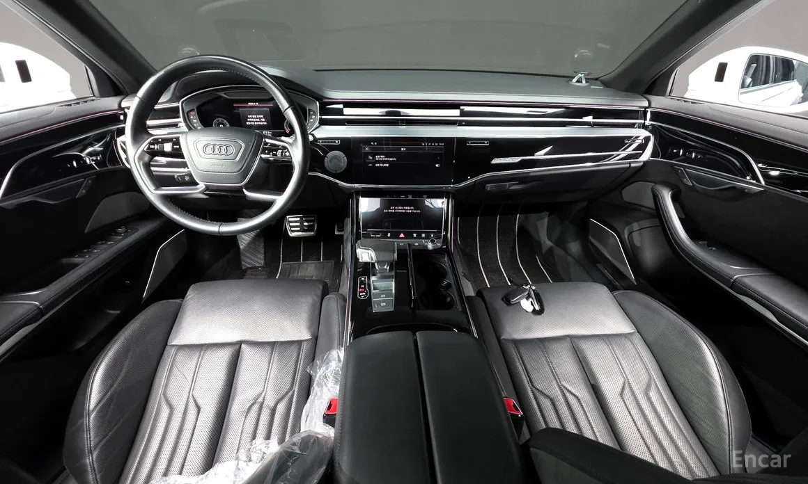 Фото 7 - Audi A8