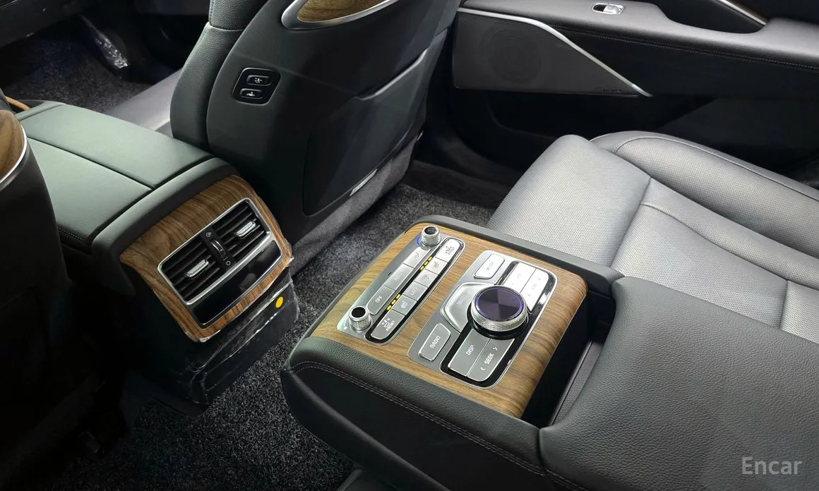 Фото 19 - Kia K9