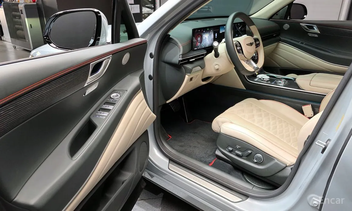 Фото 11 - Genesis GV80