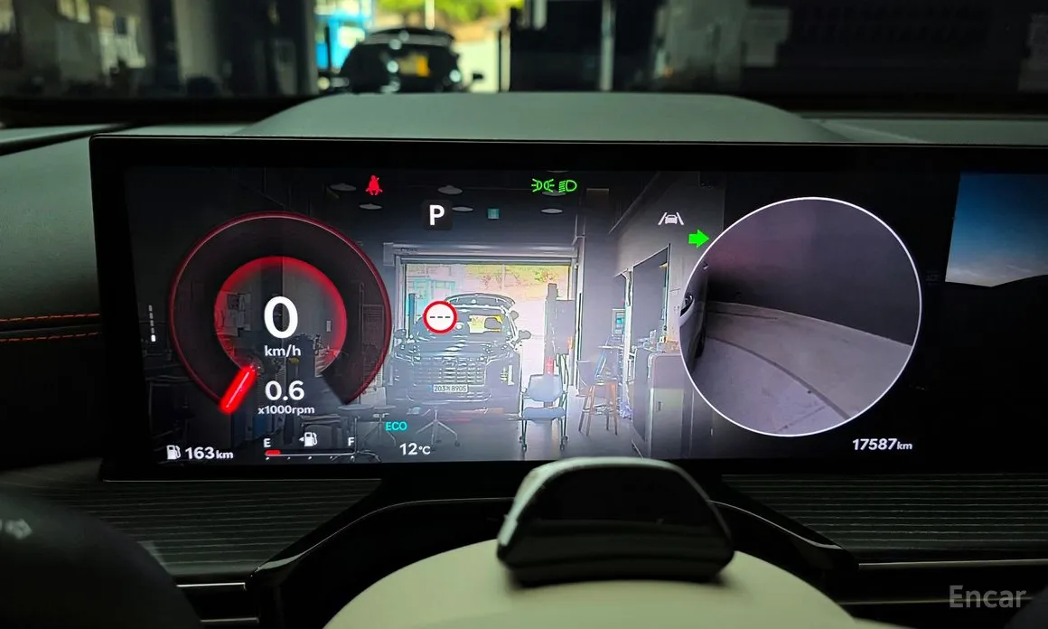 Фото 8 - Genesis GV80