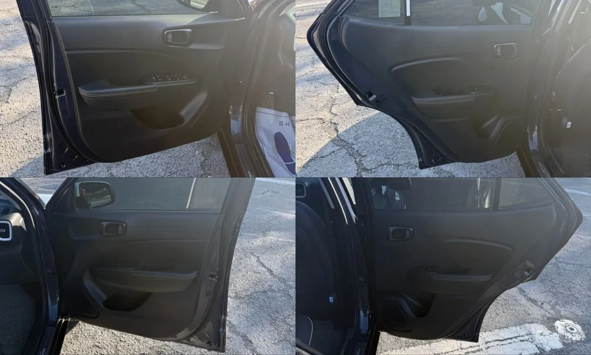 Photo 19 - Hyundai Venue