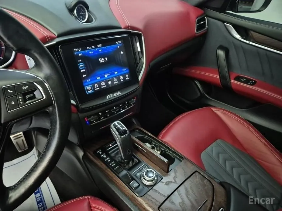 Maserati Ghibli 2013 3.0