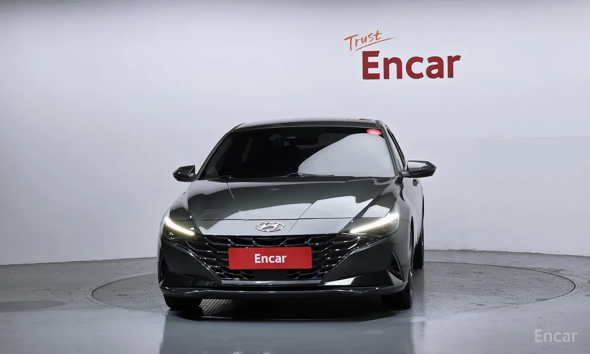 Фото 2 - Hyundai Avante