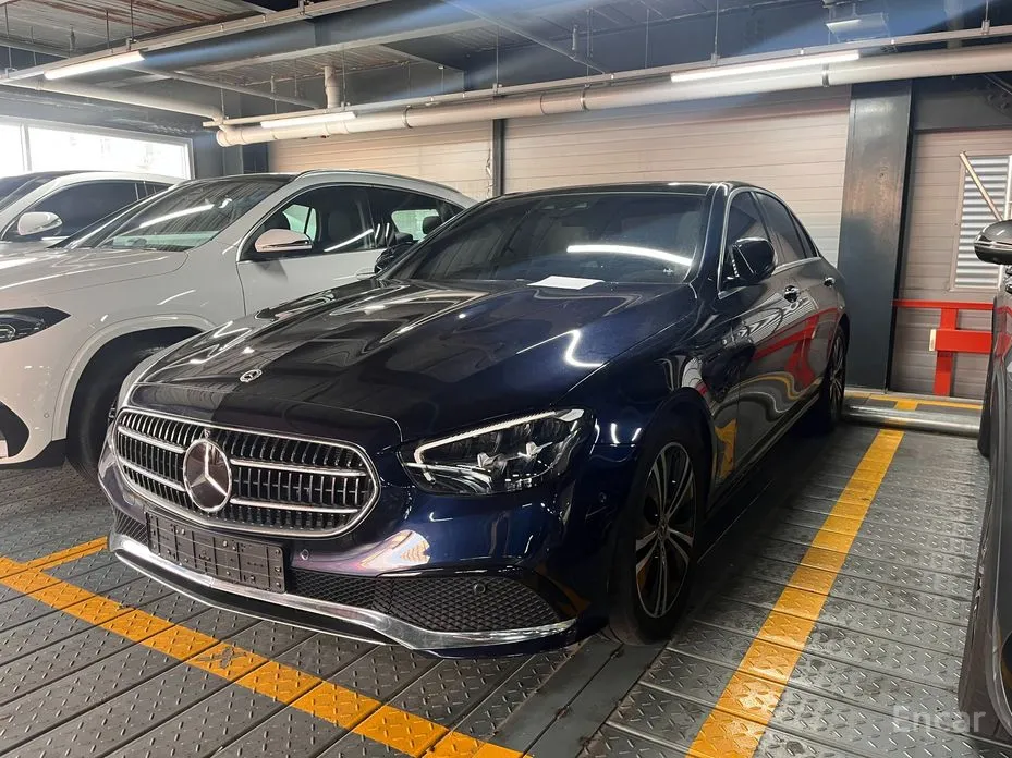 Фото 1 - Mercedes-Benz E-Class