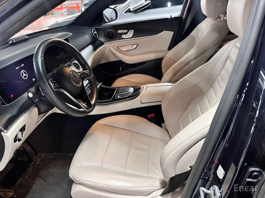 Фото 2 - Mercedes-Benz E-Class