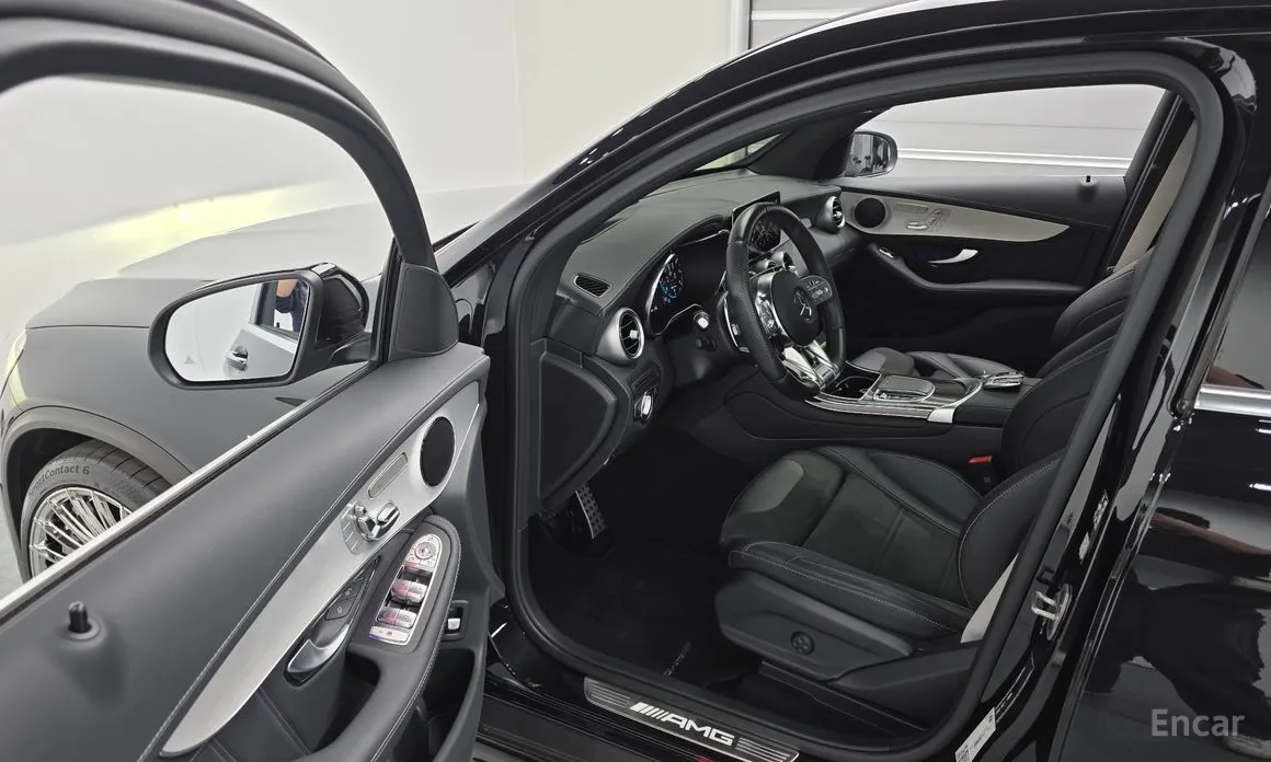 Mercedes-Benz GLC-Class 2016 AMG GLC63 S 4MATIC+ Coupe