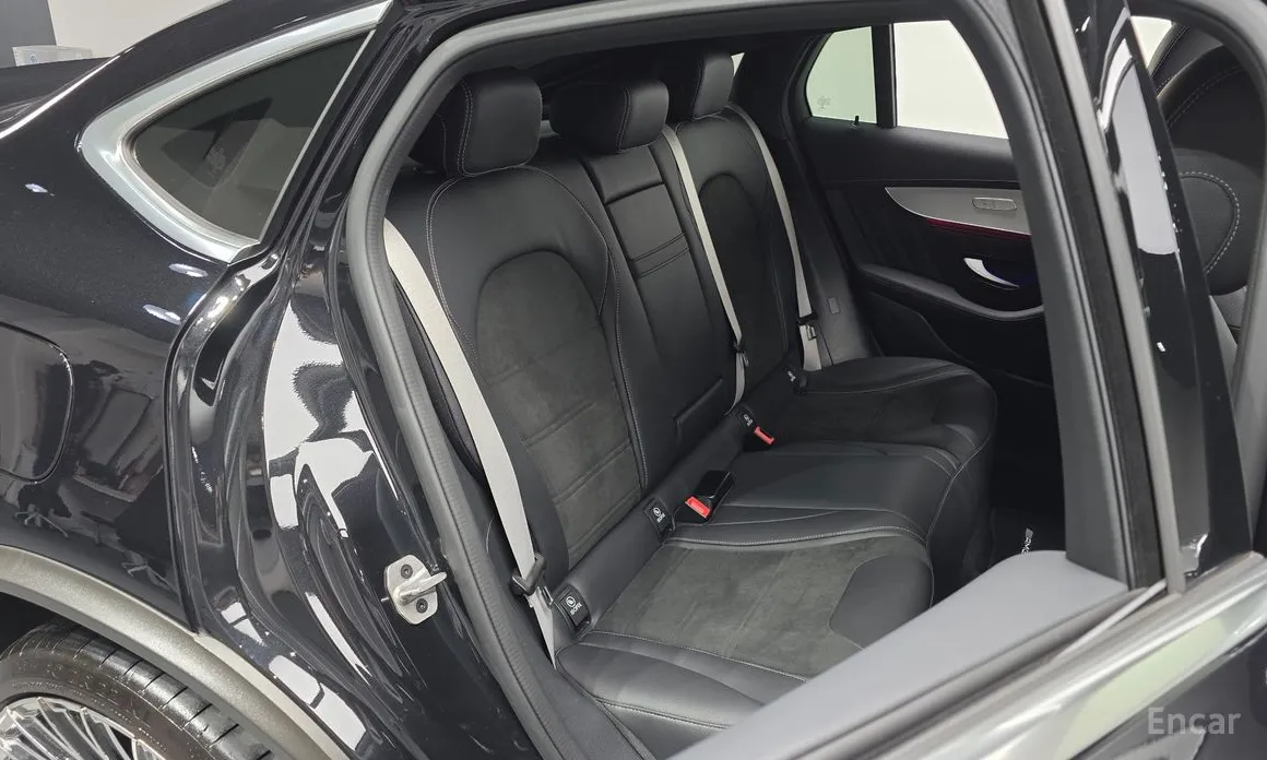 Mercedes-Benz GLC-Class 2016 AMG GLC63 S 4MATIC+ Coupe