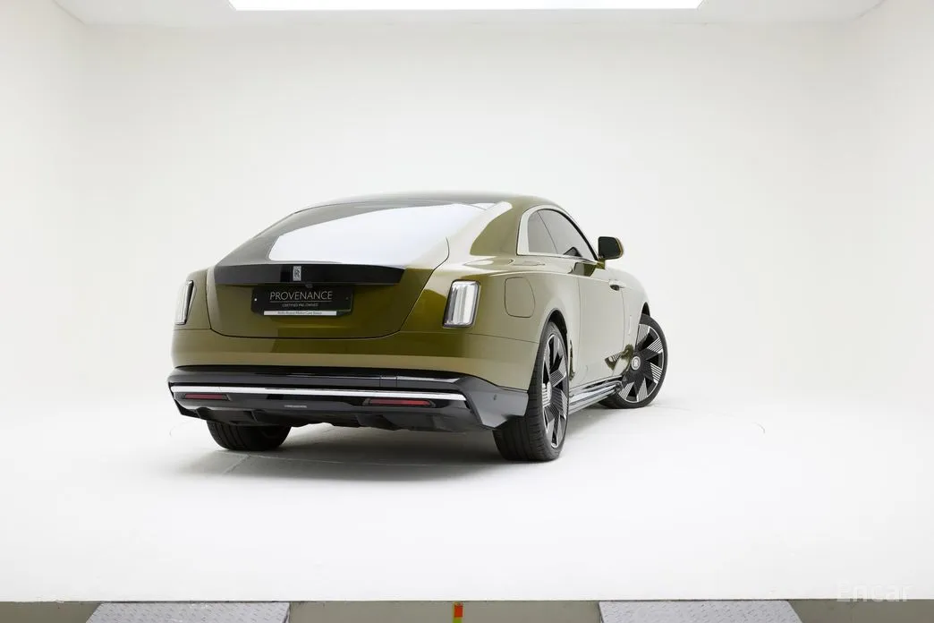 Фото 2 - Rolls-Royce Spectre