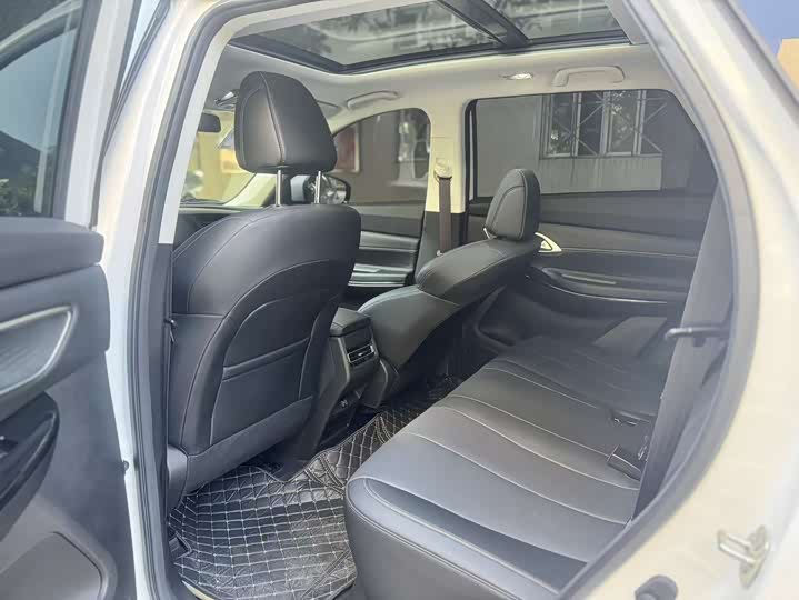 Changan Oshan X7 Plus 2023 2023款 畅享版 1.5T自动尊贵型