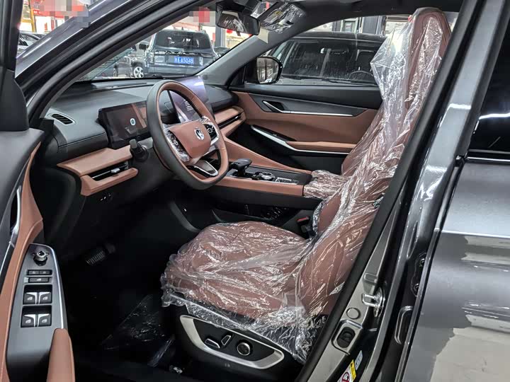 Фото 7 - Changan CS75 Plus