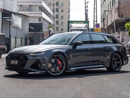 Фото 1 - Audi RS 6