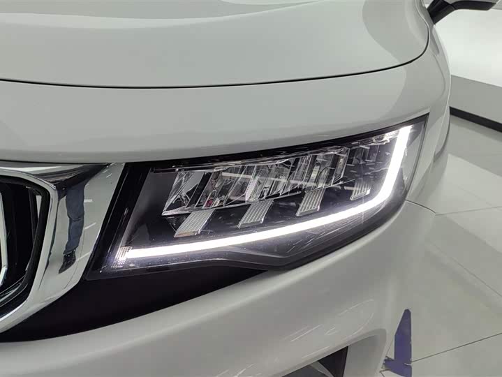 Фото 5 - Geely Okavango