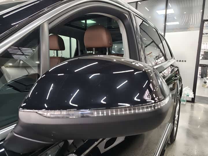 Фото 7 - Audi Q7