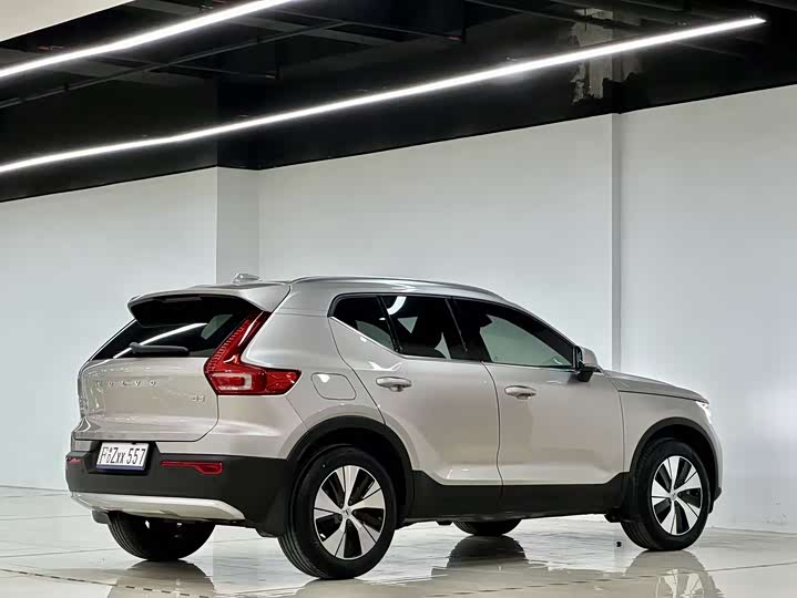 Volvo XC40 2024 2024款 B3 智远豪华版