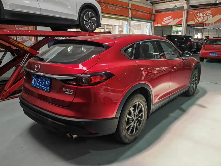 Фото 3 - Mazda CX-4