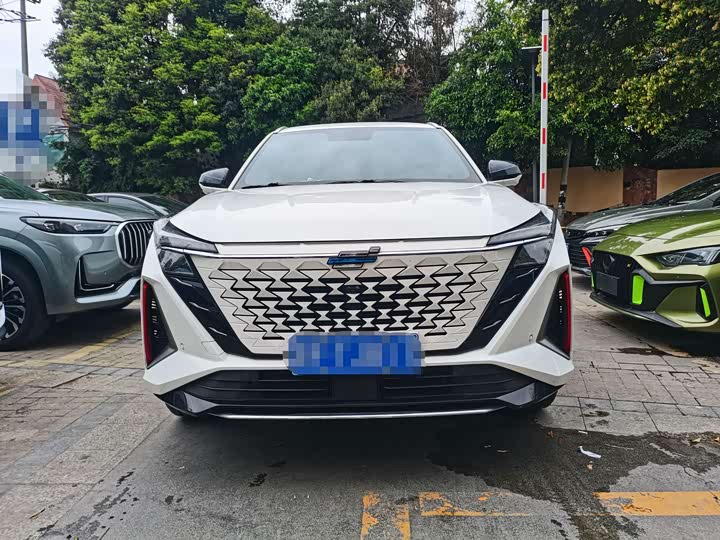 Changan Oshan Z6 2022 2022款 蓝鲸 1.5T DCT智尊型
