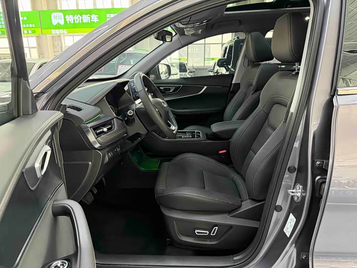Zdjęcie 8 - Chery Tiggo 8
