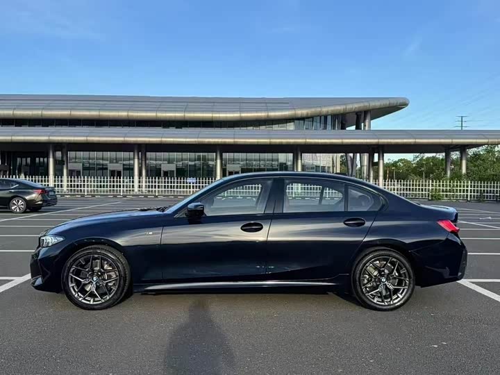Zdjęcie 9 - BMW 3 Series