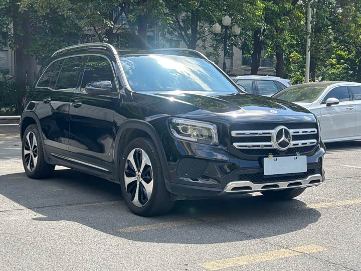 Mercedes-Benz GLB-Class 2022 2022款 GLB 220 时尚型