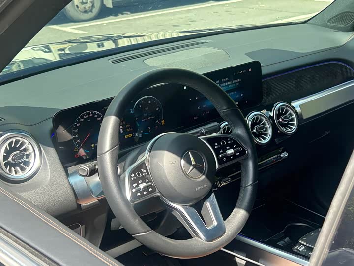Mercedes-Benz GLB-Class 2022 2022款 GLB 220 时尚型