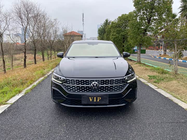 Фото 2 - Volkswagen Lavida