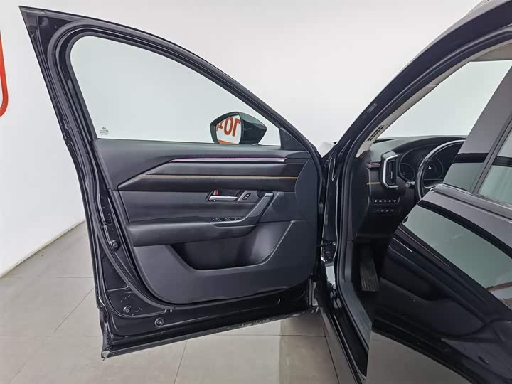 Фото 8 - Mazda CX-50