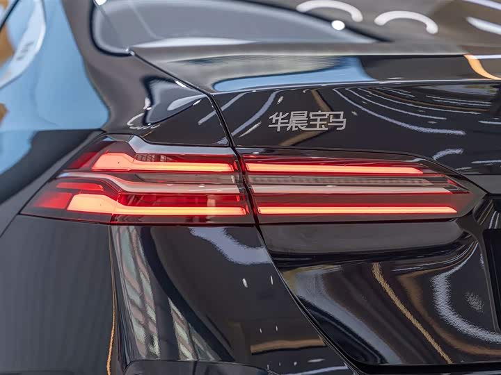 Фото 8 - BMW 5 Series