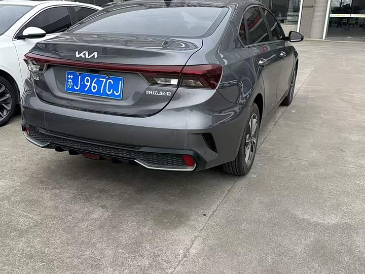 Фото 3 - Kia K3