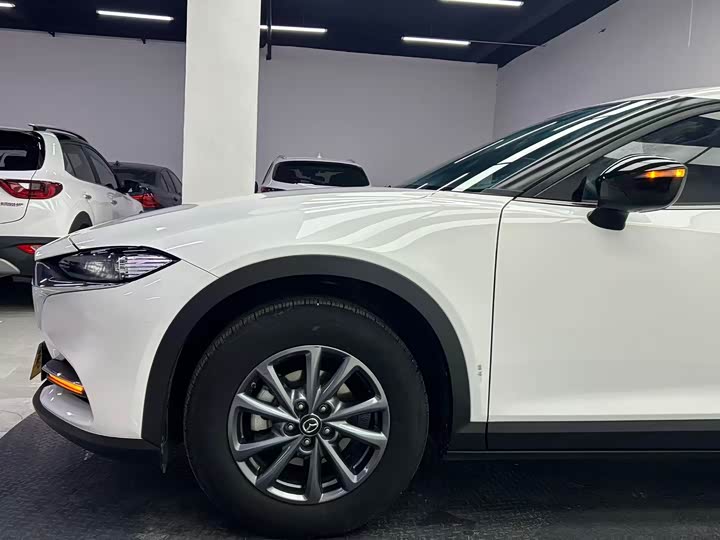 Фото 8 - Mazda CX-4