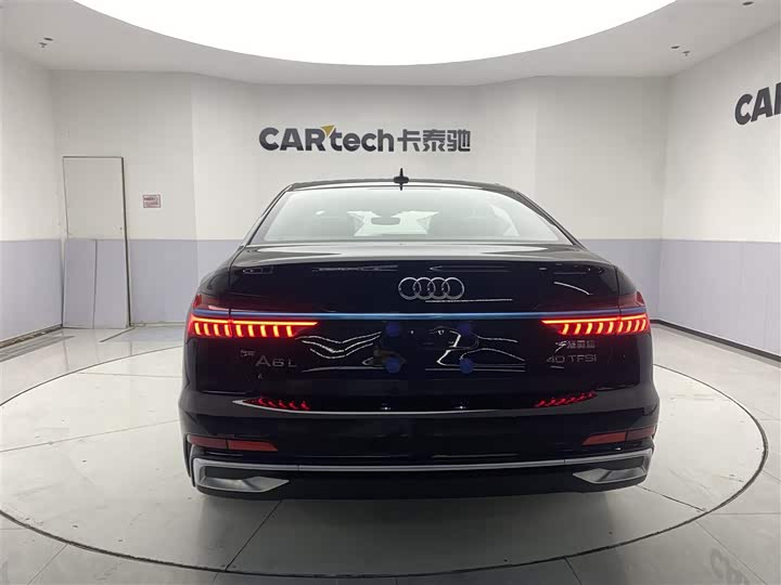 Фото 6 - Audi A6L