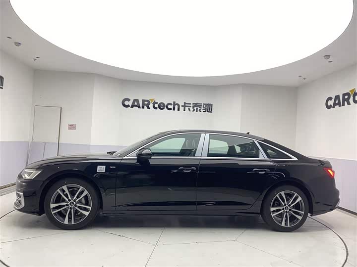 Фото 8 - Audi A6L