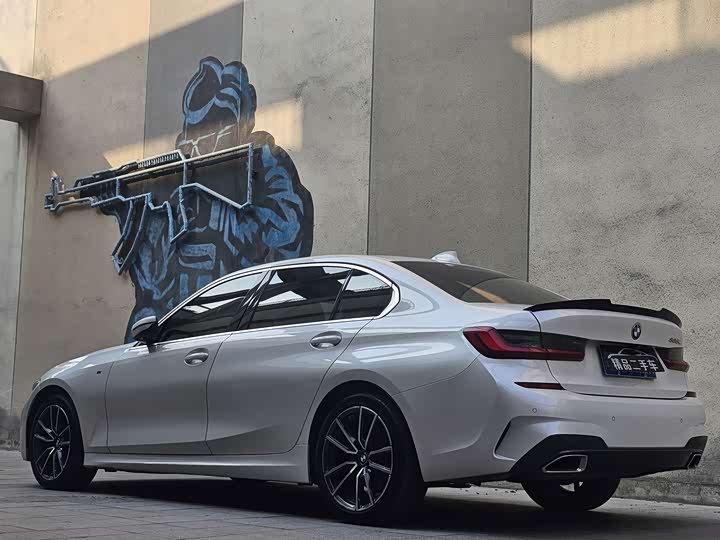 Фото 3 - BMW 3 Series