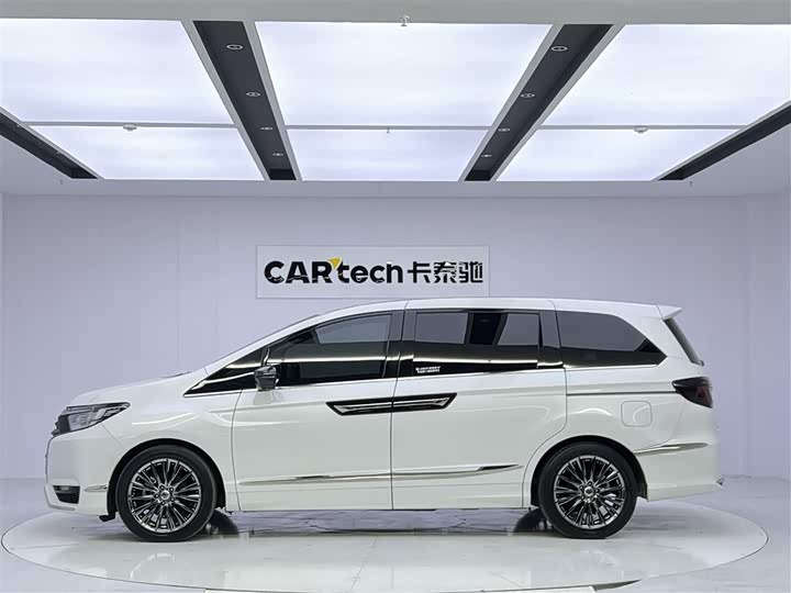 Photo 6 - Honda Elysion
